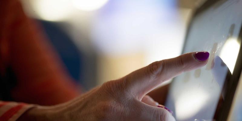 丝网制品新趋势：从传统护栏到智能防护网的产业升级